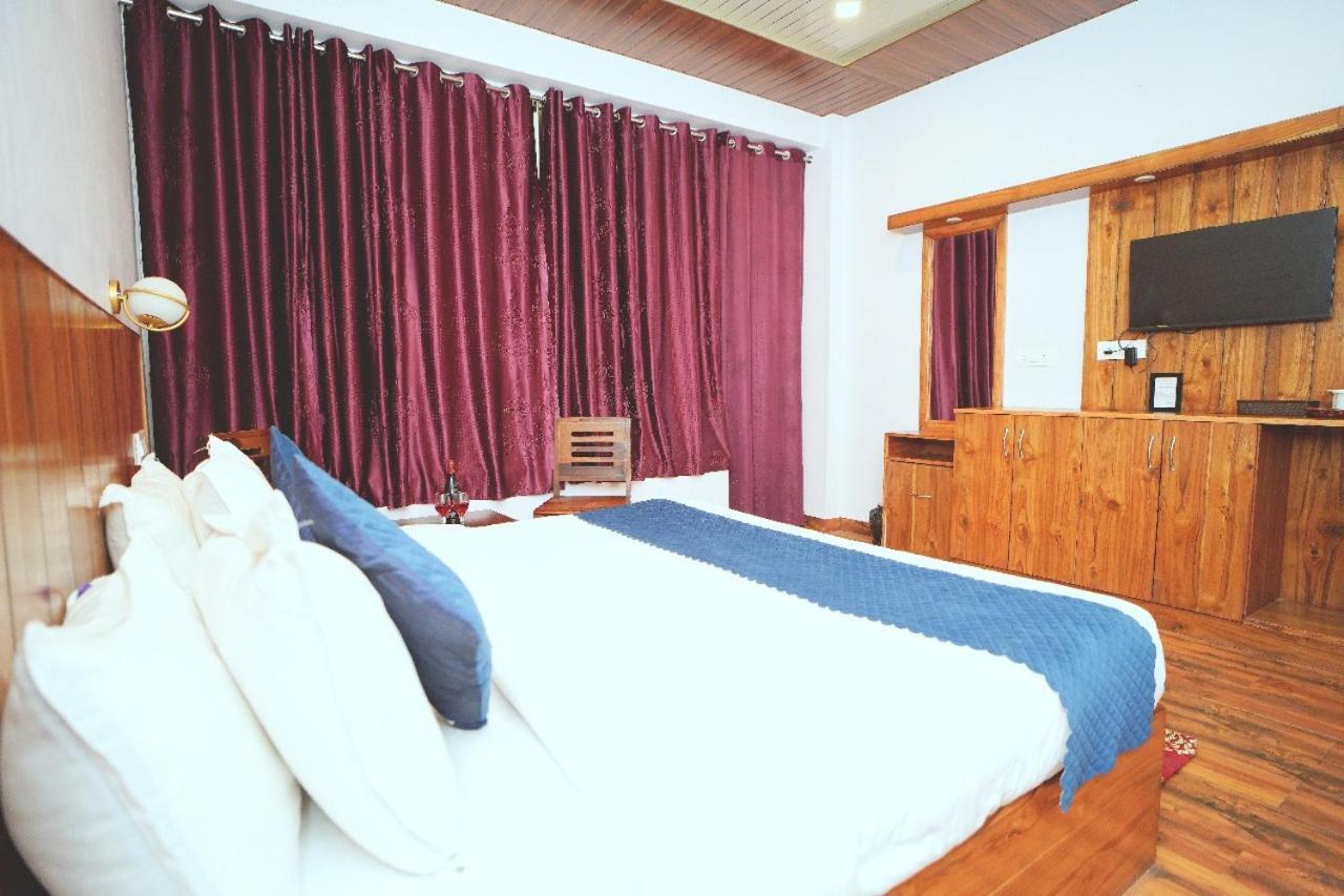 Hotel Kasauli View Cafe Restaurant Open Terrace Mountain View Exterior foto